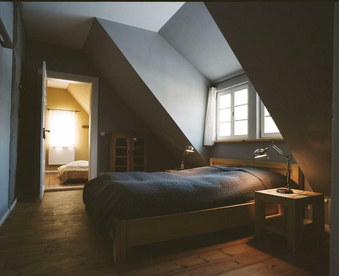 Apartamento Gutshaus Altbauhof Dargun Exterior foto